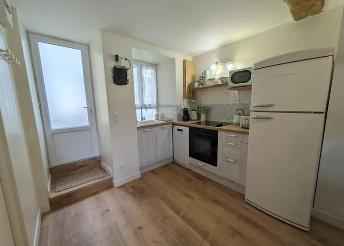 Apartment Avec Jardin Et Acces Grandcamp-Maisy